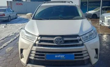 Toyota Highlander 2018 года за 16 000 000 тг. в Караганда фото 2
