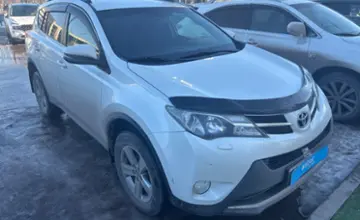 Toyota RAV4 2015 года за 8 100 000 тг. в Астана фото 3