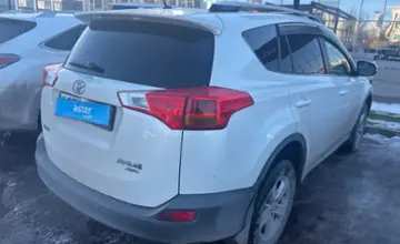 Toyota RAV4 2015 года за 8 100 000 тг. в Астана