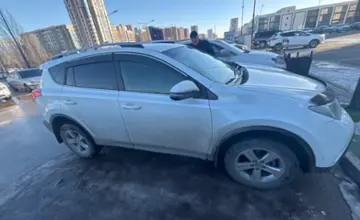 Toyota RAV4 2015 года за 8 100 000 тг. в Астана фото 4