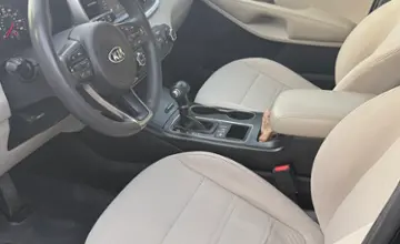 Kia Sorento 2018 года за 9 500 000 тг. в Шымкент фото 3