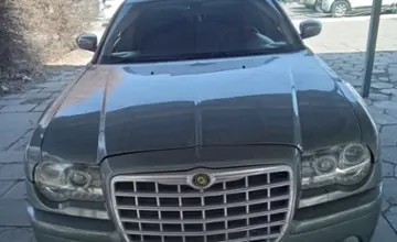 Chrysler 300C 2005 года за 4 500 000 тг. в Талдыкорган фото 2