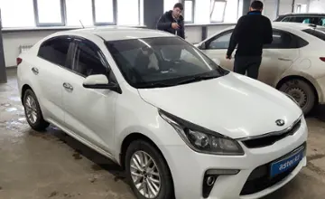 Kia Rio 2019 года за 7 500 000 тг. в Астана фото 2