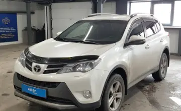 Toyota RAV4 2015 года за 9 500 000 тг. в Астана фото 1