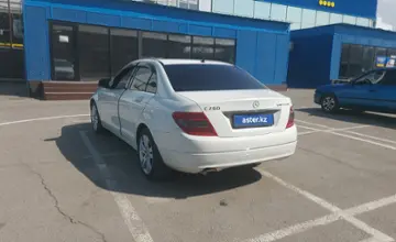 Mercedes-Benz C-Класс 2007 года за 4 400 000 тг. в Алматы фото 4