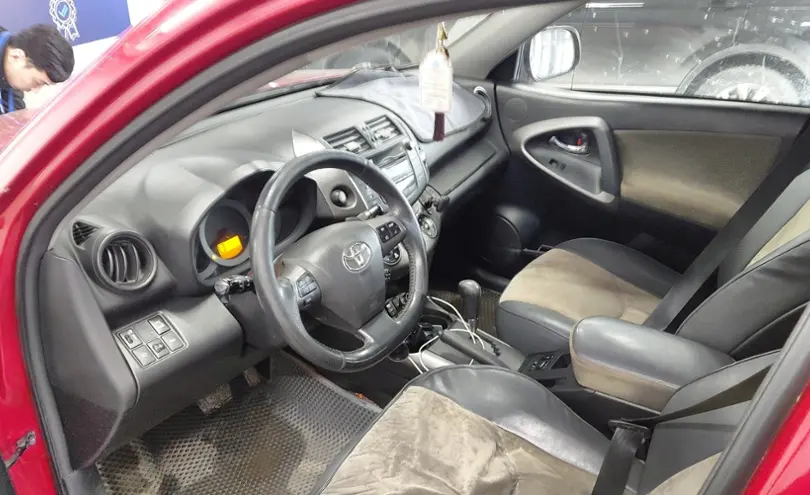 Toyota RAV4 2010 года за 8 000 000 тг. в Астана фото 5