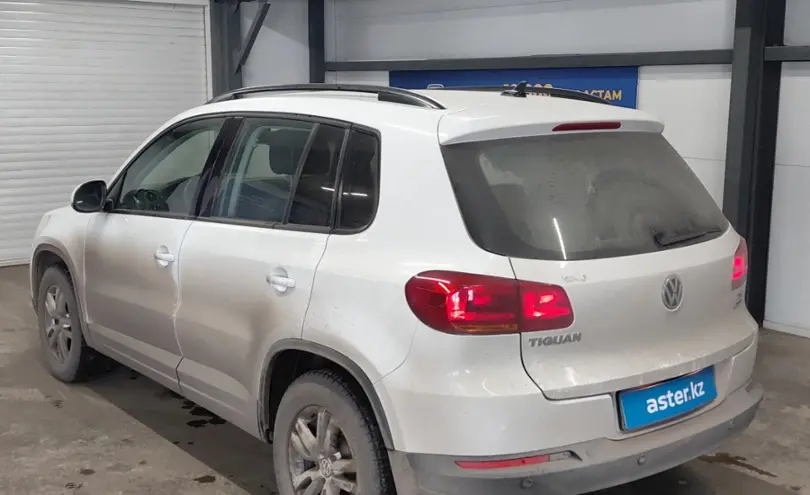 Volkswagen Tiguan 2015 года за 6 000 000 тг. в Астана фото 4