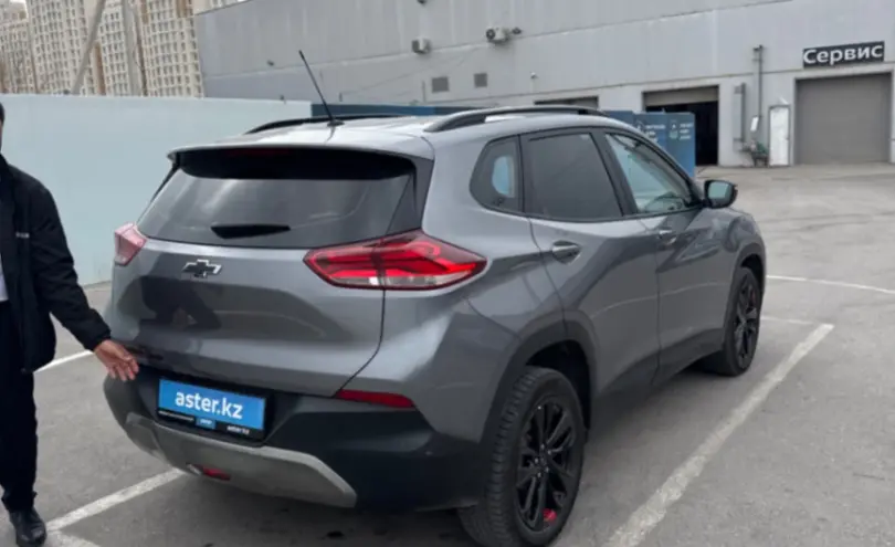 Chevrolet Tracker 2022 года за 6 990 000 тг. в Шымкент фото 5