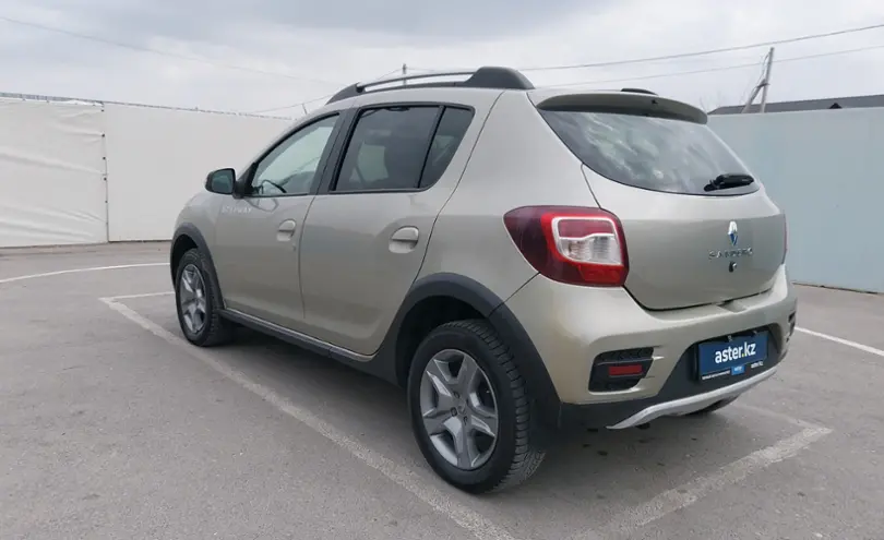 Renault Sandero 2019 года за 5 000 000 тг. в Шымкент фото 4