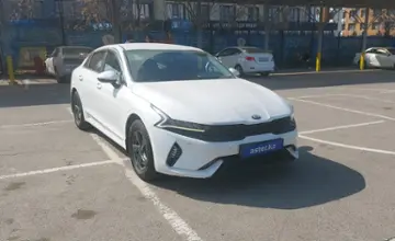 Kia K5 2021 года за 9 500 000 тг. в Алматы фото 2