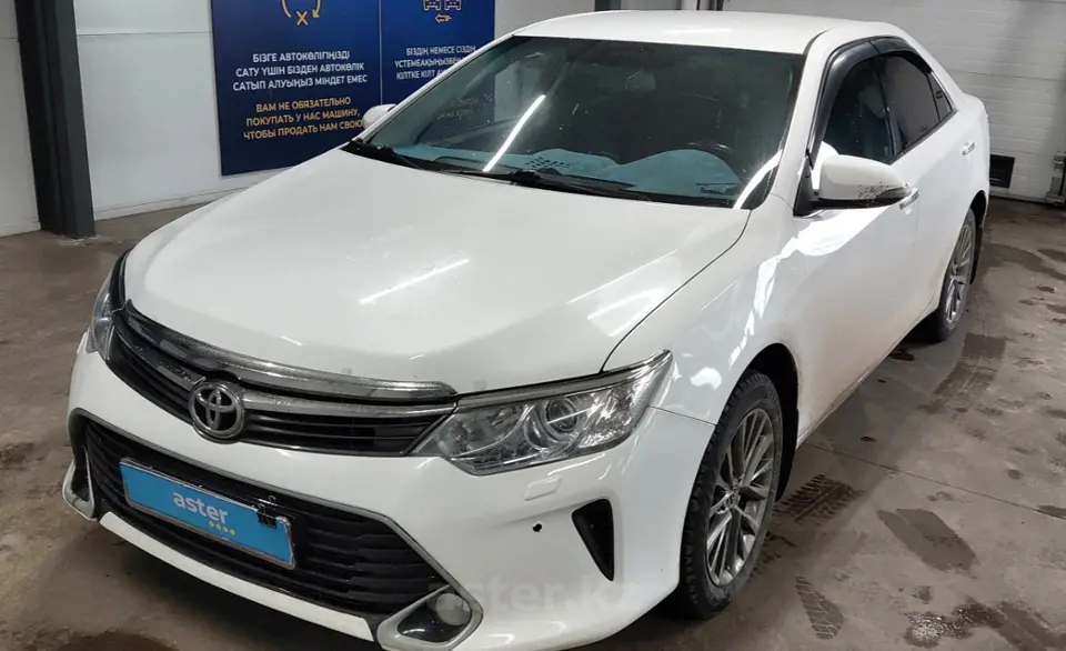 Toyota Camry 2014 года за 9 500 000 тг. в Астана