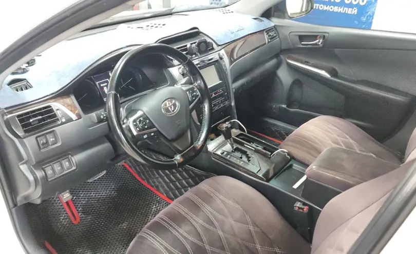 Toyota Camry 2014 года за 9 500 000 тг. в Астана фото 5