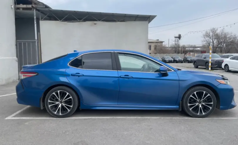 Toyota Camry 2019 года за 12 000 000 тг. в Тараз фото 4