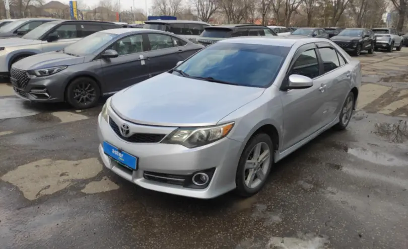 Toyota Camry 2014 года за 9 000 000 тг. в Актобе