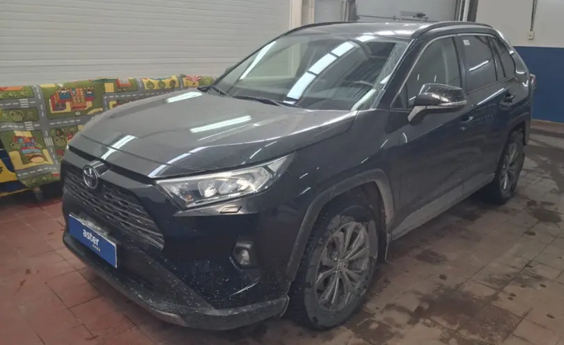 Toyota RAV4 2024 года за 19 000 000 тг. в Астана