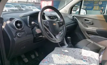 Chevrolet Tracker 2013 года за 5 300 000 тг. в Шымкент фото 5