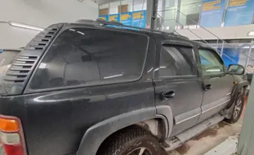 Chevrolet Tahoe 2002 года за 3 500 000 тг. в Астана фото 4
