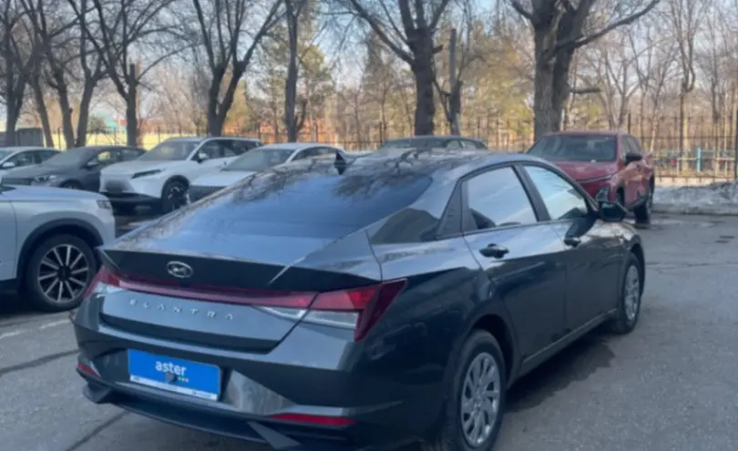 Hyundai Elantra 2022 года за 8 500 000 тг. в Актобе фото 5
