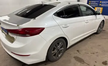 Hyundai Elantra 2017 года за 5 500 000 тг. в Астана