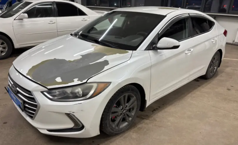 Hyundai Elantra 2017 года за 5 500 000 тг. в Астана