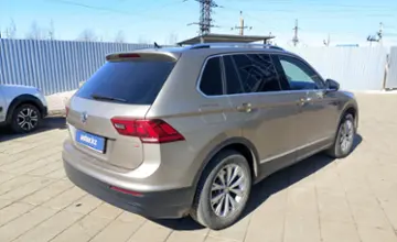 Volkswagen Tiguan 2017 года за 10 000 000 тг. в Уральск