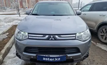 Mitsubishi Outlander 2012 года за 6 000 000 тг. в Астана фото 2