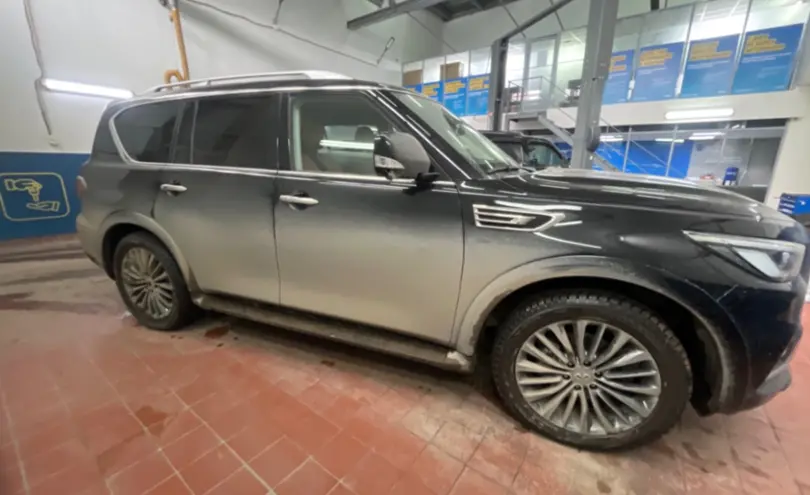 Infiniti QX80 2022 года за 33 000 000 тг. в Астана фото 4