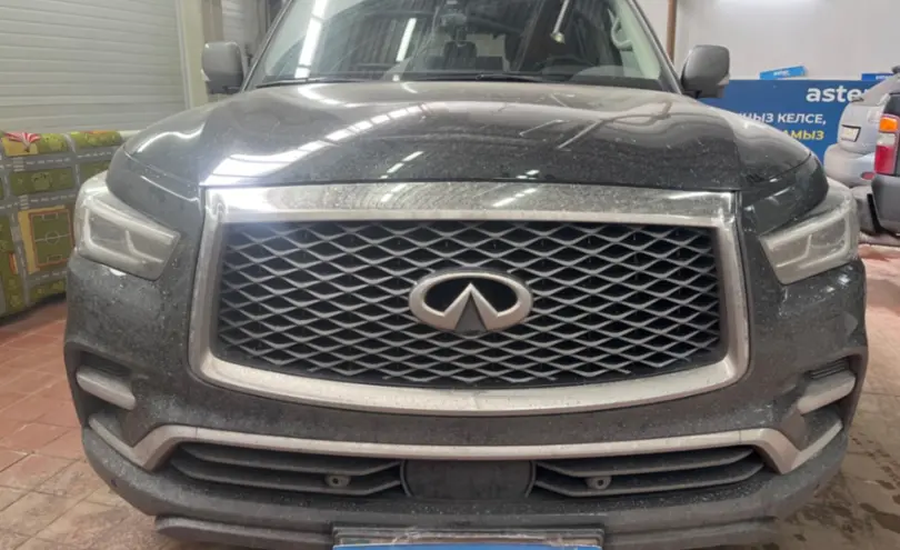 Infiniti QX80 2022 года за 33 000 000 тг. в Астана фото 2