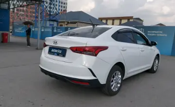 Hyundai Accent 2021 года за 10 000 000 тг. в Шымкент фото 3