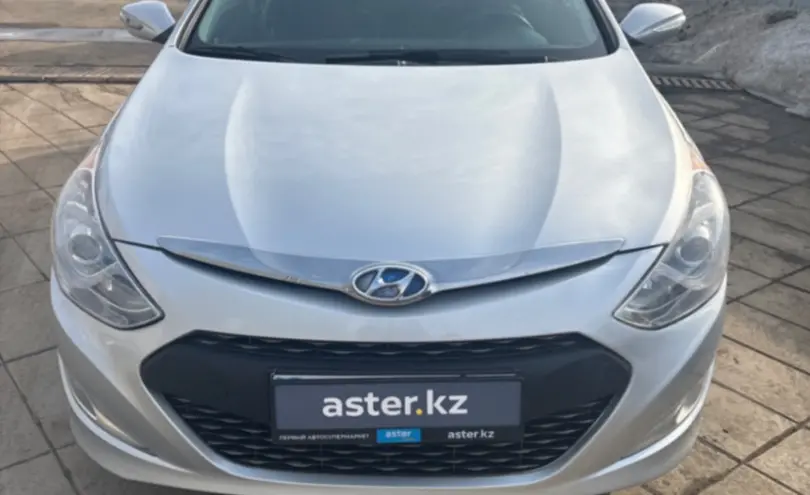 Hyundai Sonata 2014 года за 5 500 000 тг. в Уральск фото 2