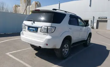 Toyota Fortuner 2006 года за 10 000 000 тг. в Шымкент фото 3