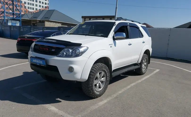 Toyota Fortuner 2006 года за 10 000 000 тг. в Шымкент