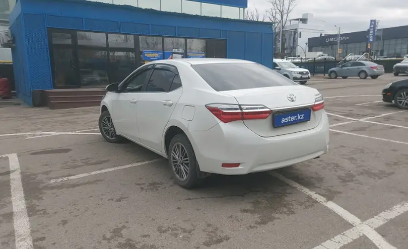 Toyota Corolla 2018 года за 8 000 000 тг. в Алматы фото 4