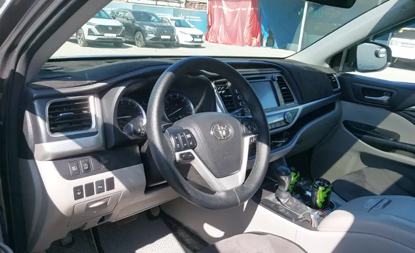 Toyota Highlander 2017 года за 17 000 000 тг. в Шымкент фото 5