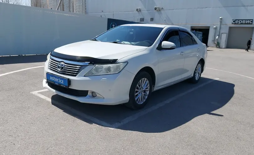 Toyota Camry 2012 года за 10 000 000 тг. в Шымкент