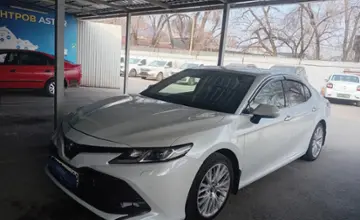 Toyota Camry 2019 года за 13 000 000 тг. в Алматы фото 1