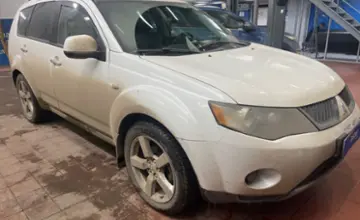 Mitsubishi Outlander 2007 года за 7 500 000 тг. в Астана фото 3