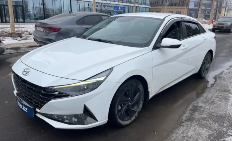 Hyundai Elantra 2022 года за 8 700 000 тг. в Астана