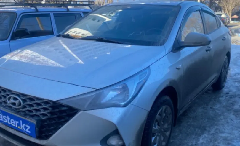 Hyundai Accent 2021 года за 7 400 000 тг. в Костанай