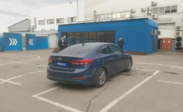Hyundai Elantra 2018 года за 6 000 000 тг. в Алматы фото 3
