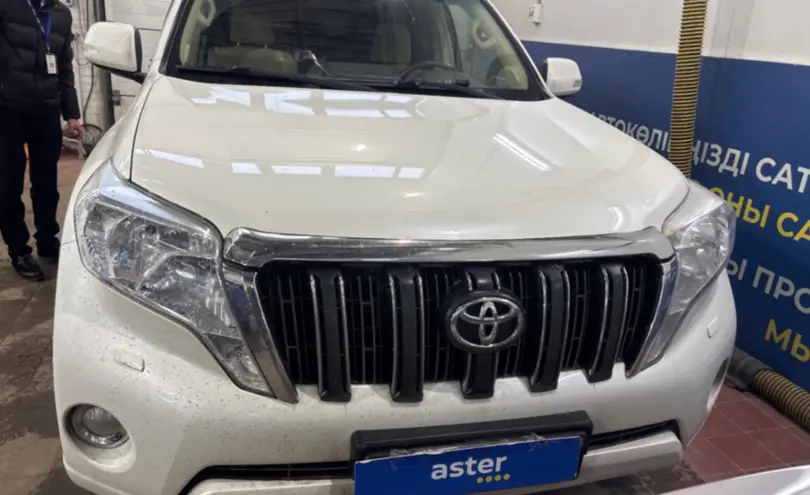 Toyota Land Cruiser Prado 2015 года за 17 000 000 тг. в Астана фото 2