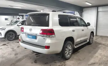 Toyota Land Cruiser 2018 года за 34 000 000 тг. в Астана фото 3