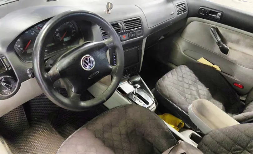 Volkswagen Jetta 2001 года за 3 000 000 тг. в Астана фото 5