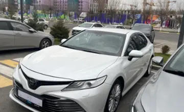 Toyota Camry 2018 года за 14 500 000 тг. в Шымкент фото 1