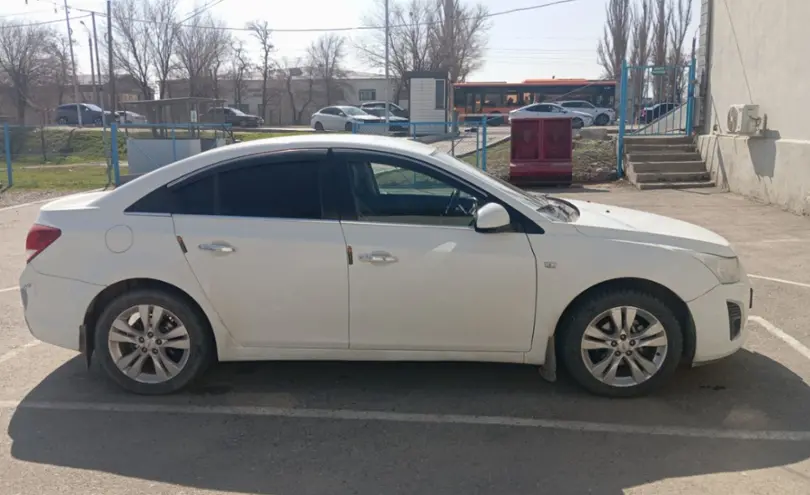 Chevrolet Cruze 2013 года за 4 000 000 тг. в Тараз фото 4