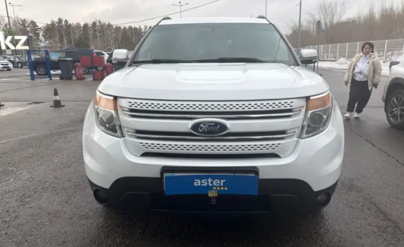 Ford Explorer 2014 года за 11 500 000 тг. в Усть-Каменогорск фото 2