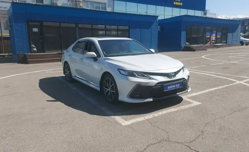 Toyota Camry 2022 года за 15 000 000 тг. в Алматы фото 2