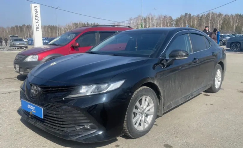 Toyota Camry 2021 года за 12 800 000 тг. в Усть-Каменогорск