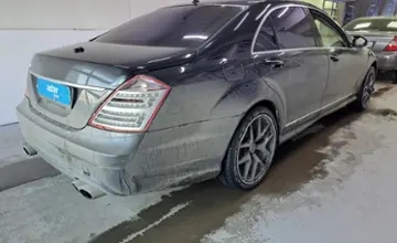Mercedes-Benz S-Класс 2006 года за 7 500 000 тг. в Павлодар