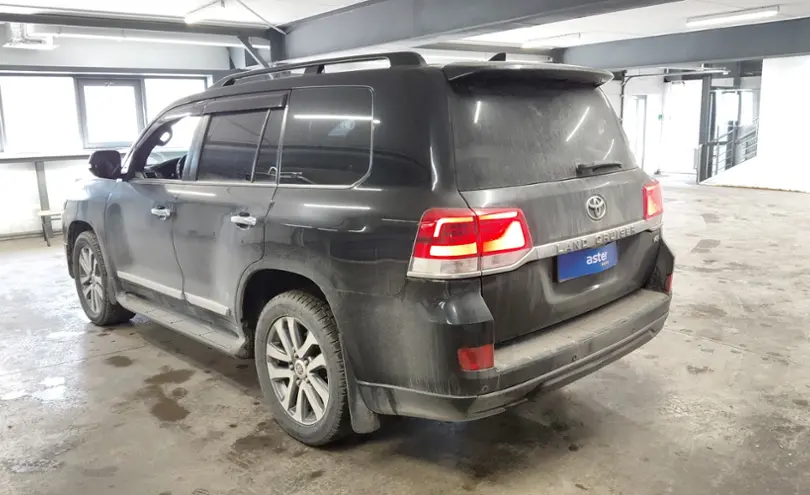 Toyota Land Cruiser 2017 года за 30 000 000 тг. в Астана фото 4